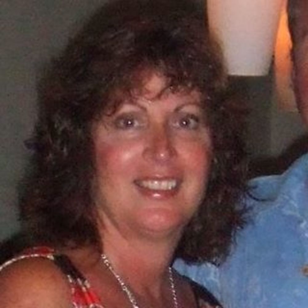 Meet your Posher, Claudia